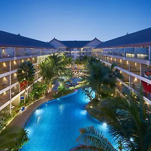 Ramada Encore By Wyndham Bali Семиньяк