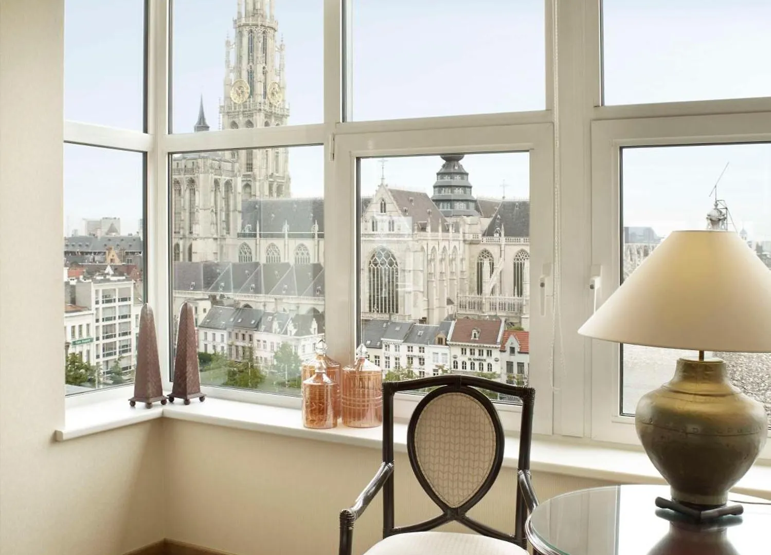 Hotel Hilton Antwerp Old Town