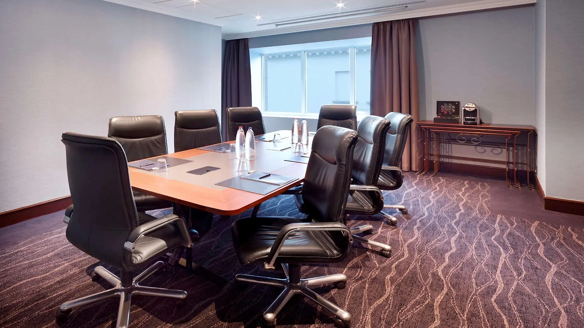 Hilton Antwerp Old Town Hotel 4*,  Belgium